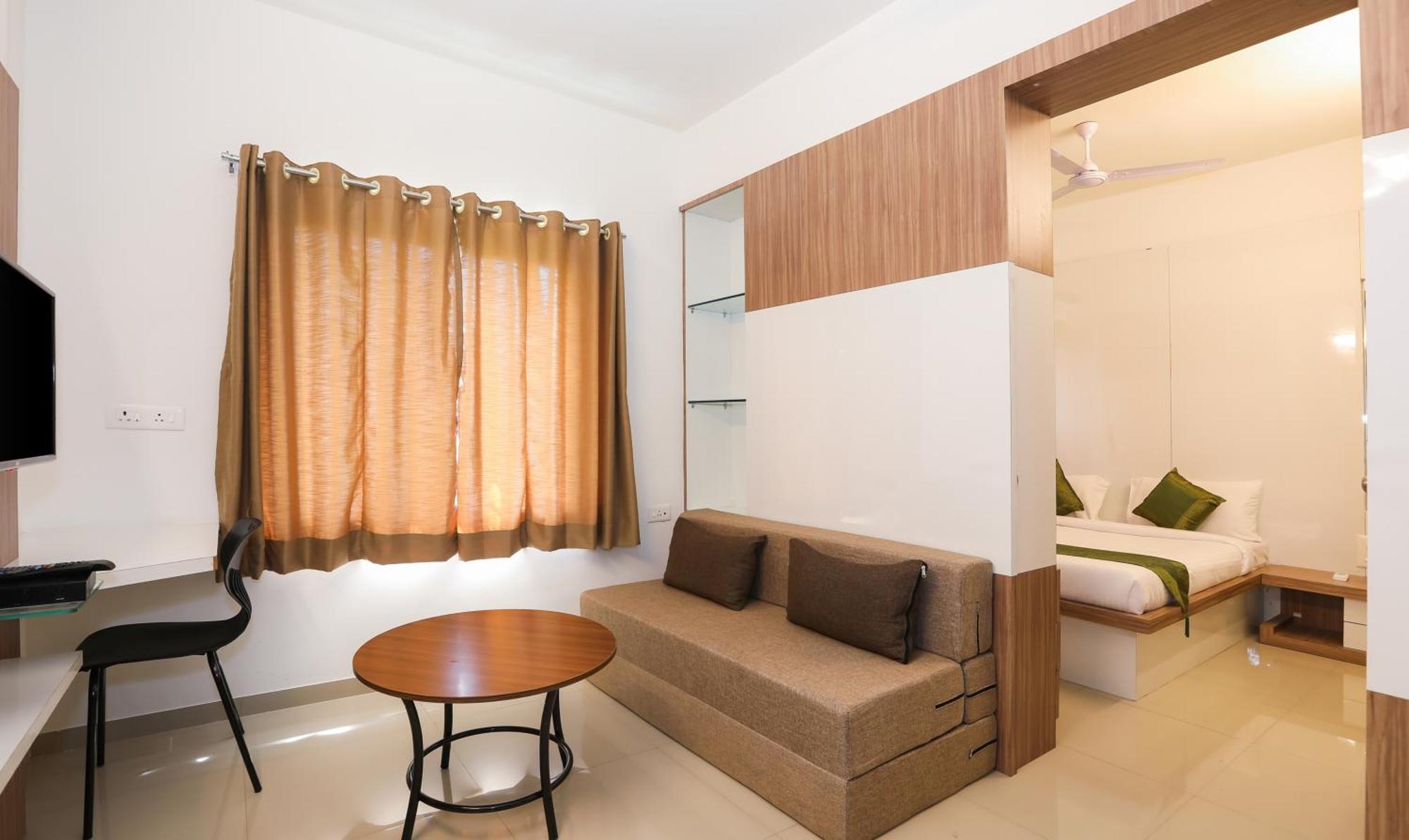Treebo Sapphire Studio Nashik Bagian luar foto