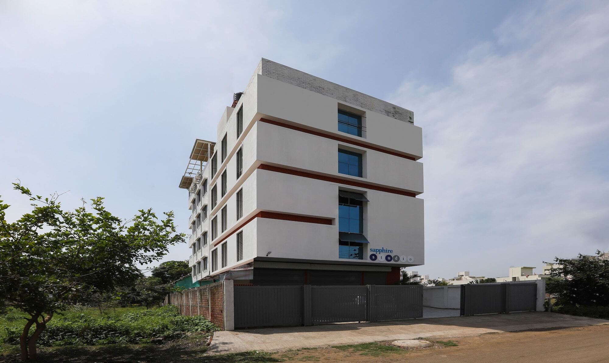 Treebo Sapphire Studio Nashik Bagian luar foto